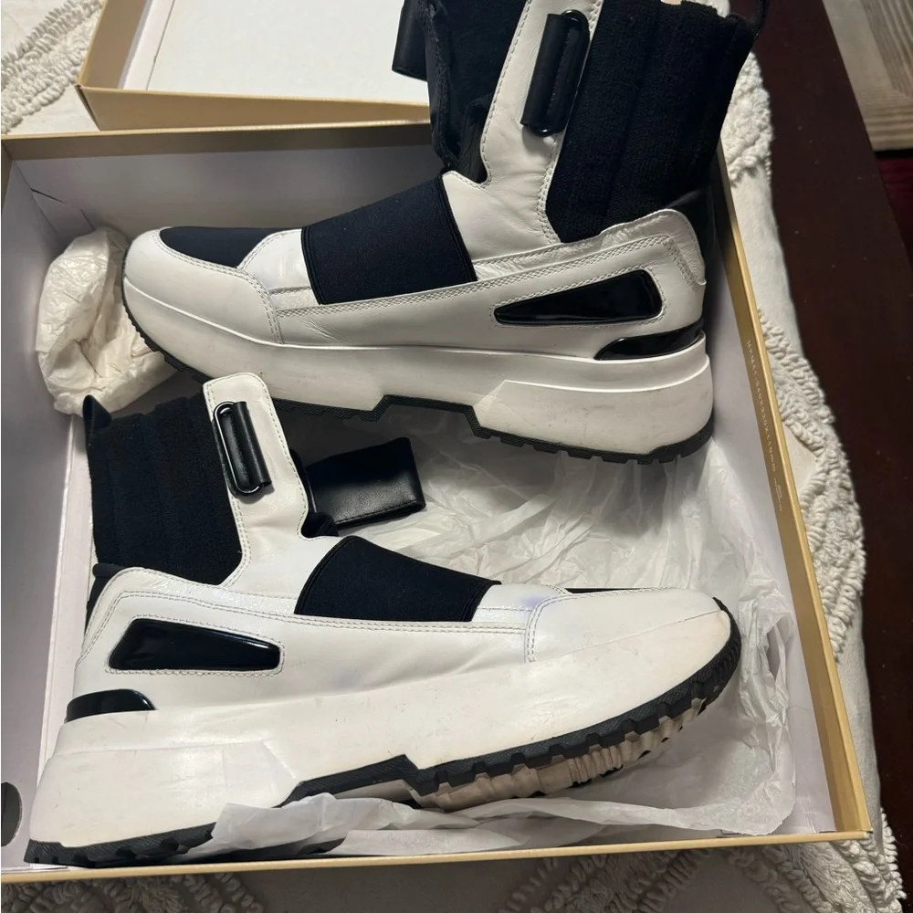 Michael Kors sneaker very comfortable - Picture 2 of 4